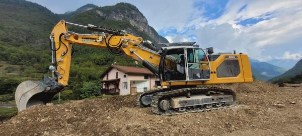 LIEBHERR R 934